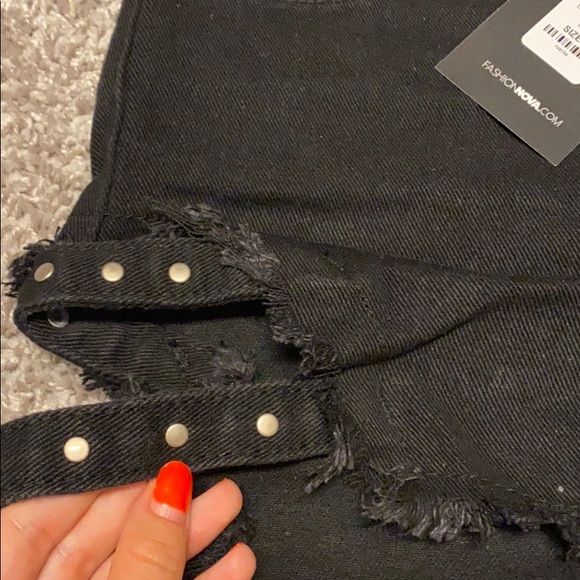 Sexy black shorts - Picture 2 of 4